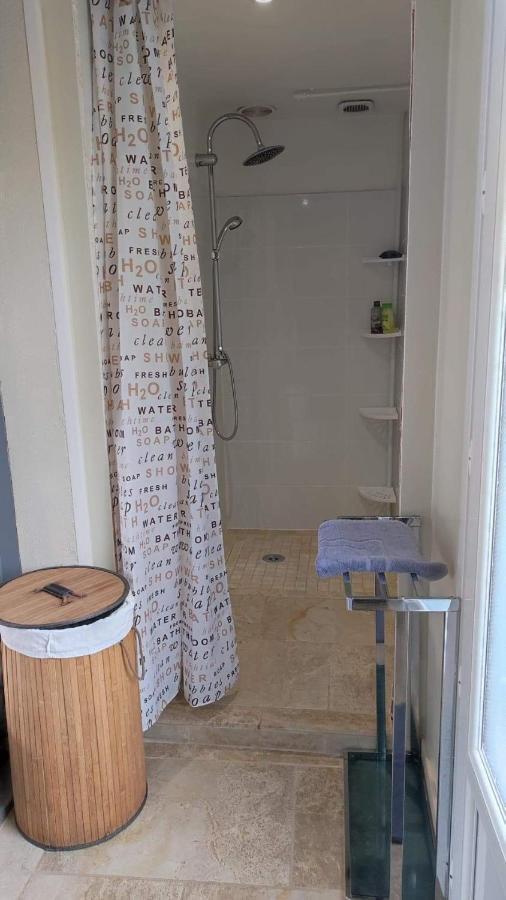 Studio Au Bord De L'Etang Laives Kültér fotó